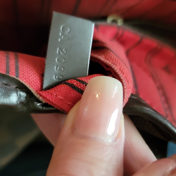 Authentic Louis Vuitton Damier neverfull - Picture 7 of 16